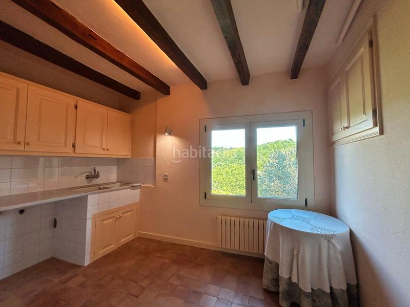 Foto 419d4536-f72f-43eb-bf4d-6e8f1ca76e10. Casa con camino riscaldamento parcheggio piscina in Sant Joan les Fonts