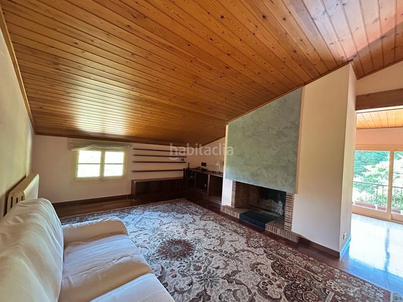 Foto 6edd83dc-1e04-45d5-8e31-8cb09567661e. Casa con camino riscaldamento parcheggio piscina in Sant Joan les Fonts