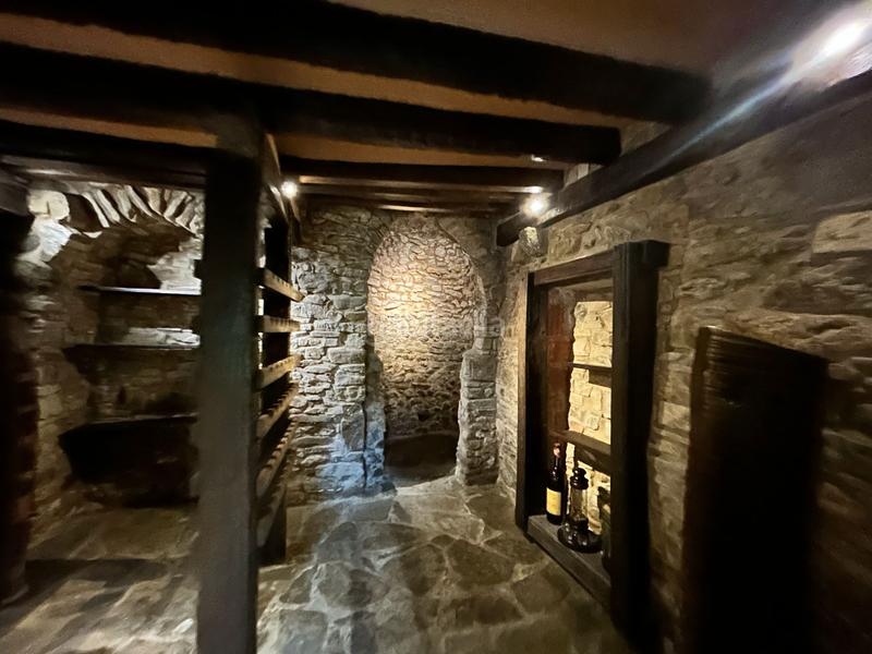 Foto 8dcb86b3-7c42-4d11-b4ff-704144c17669. Casa con camino riscaldamento parcheggio piscina in Sant Joan les Fonts