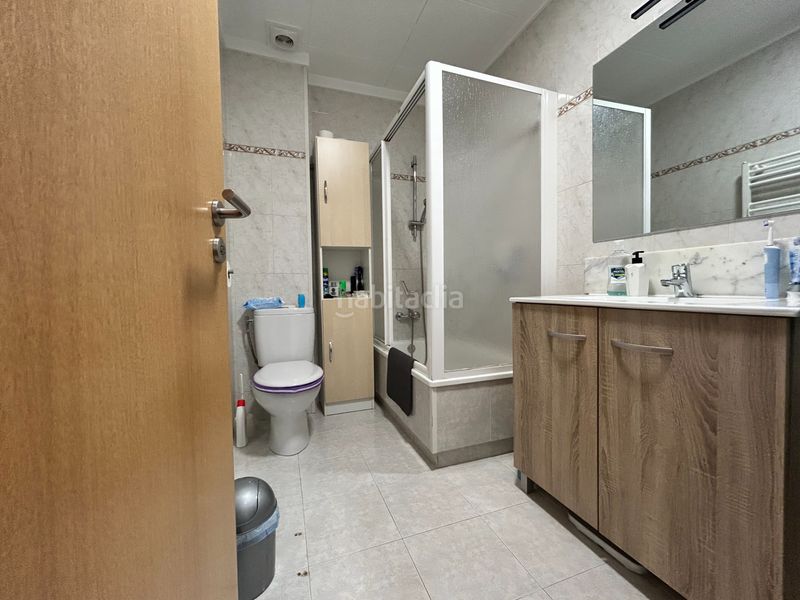 Foto 2437a00b-7da2-40e8-94a6-dea42c6f1812. Piso pis a en Olot