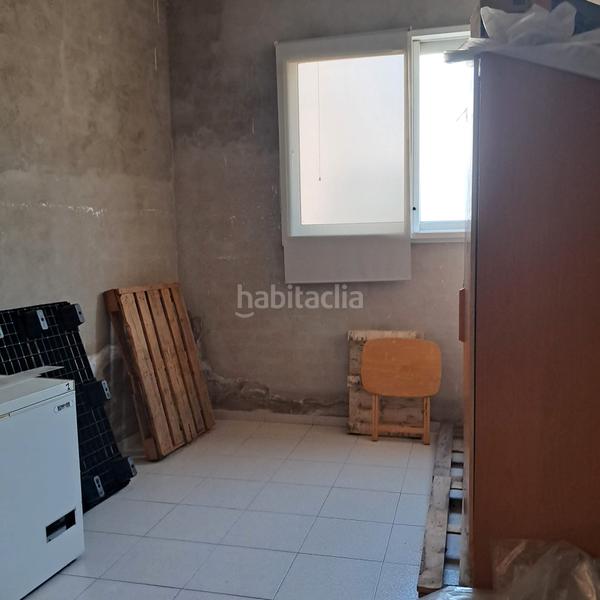 Foto 4f9e2b95-210a-4102-83f7-3ce8c5a66295. Locale commerciale in avinguda de cisteller 2 in Sant Joan les Fonts