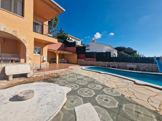 Casa a Residencial Blanes - Vistamar. Impresionante casa en venta con vistas al mar y a la montaa en