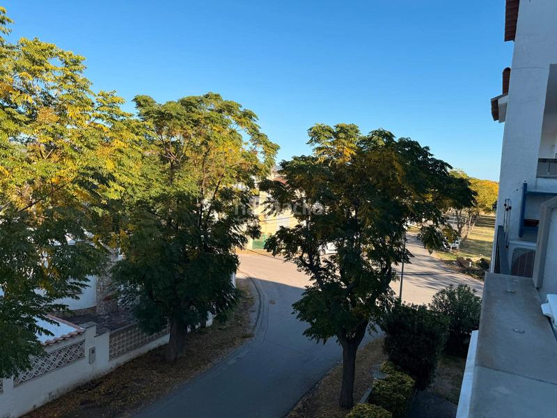 Foto 06570a52-fceb-4c76-b8a3-281b8542f9d6. Alquiler apartamento se alquila estudio – temporada de octubre a mayo en Empuriabrava