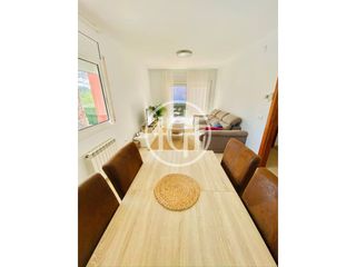 Xalet a Terrabrava - Tordera Parc. Chalet unifamiliar con piscina y jardín privado con licencia tur