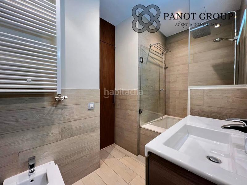 Foto 68b284d0-274b-4eb6-9bba-55a2662be524. Appartement avec chauffage dans El Camp de l´Arpa del Clot Barcelona