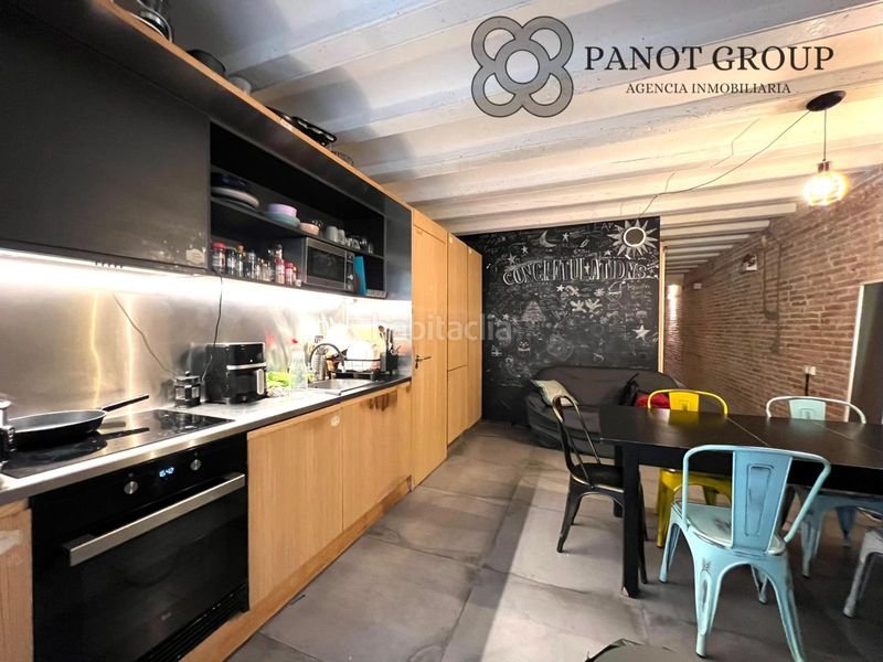 Foto 6d01993f-6452-4aa5-bd12-05aed89d20ec. Piso en Raval Barcelona