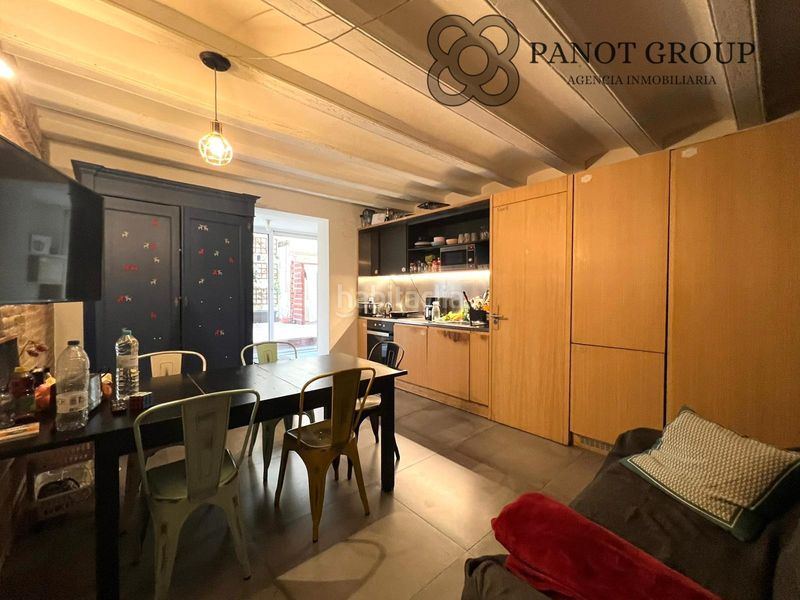 Foto 77fcec6e-1e5a-4db0-ab37-0ab8643c91bf. Piso en Raval Barcelona