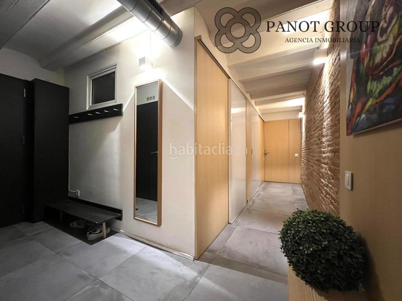 Foto b88ad53e-152f-4ff7-a01f-c33ecc4b587a. Piso en Raval Barcelona