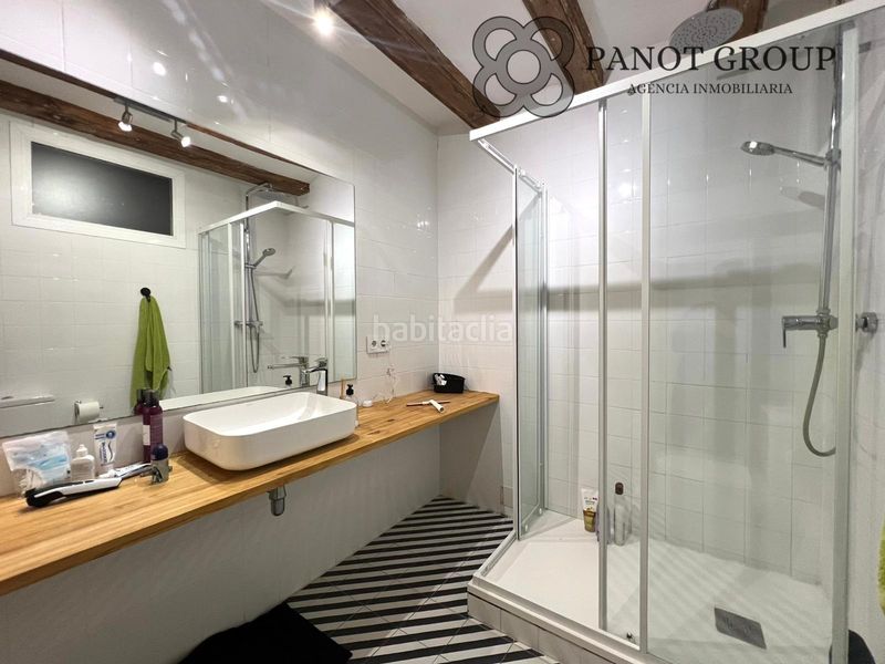 Foto 2491b2fd-47b7-4c96-9a71-fc2890824138. Piso en Raval Barcelona