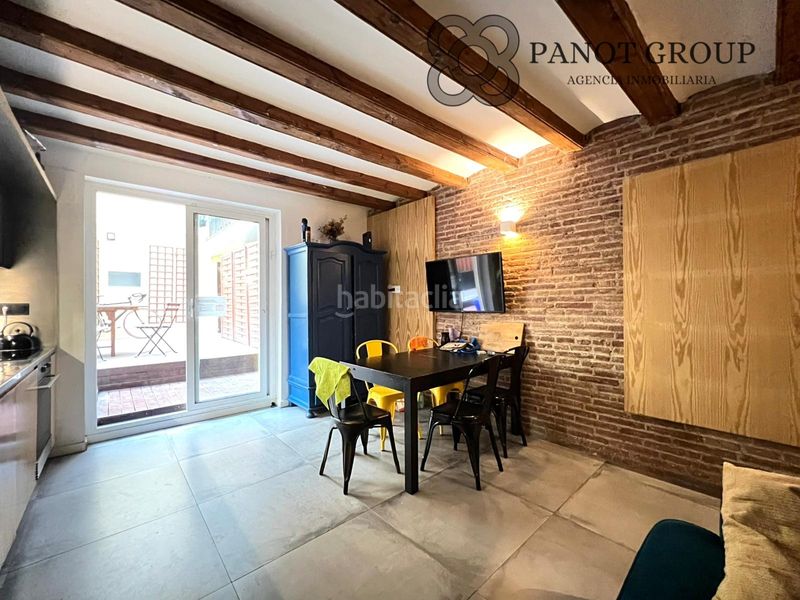 Foto 41c9121b-3613-4538-9498-cfc22b763bc1. Piso en Raval Barcelona