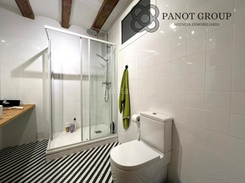 Foto ae54d00e-b09b-4b08-a3e7-d5899ca5625f. Piso en Raval Barcelona