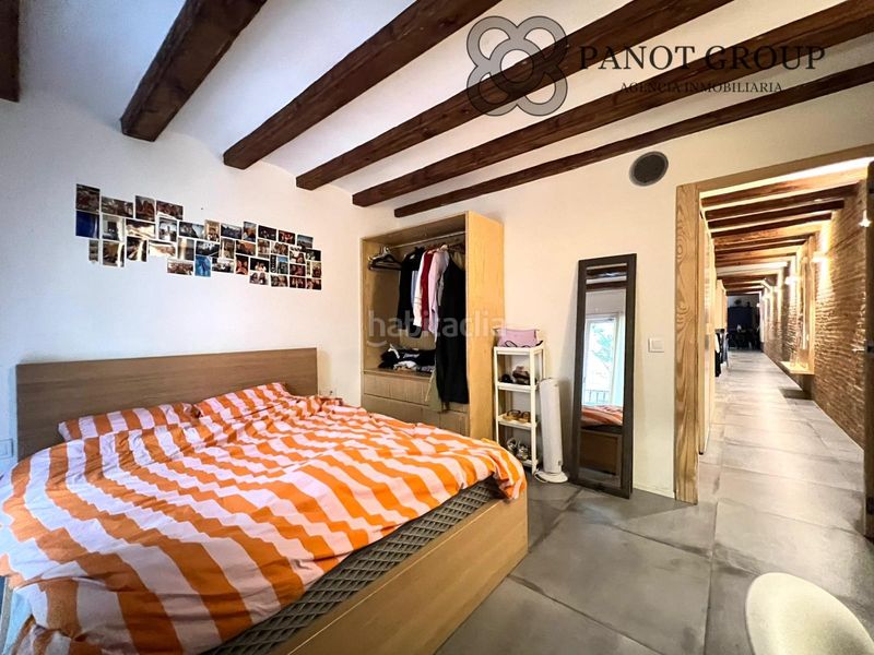 Foto fec9df70-3a7b-4821-b5c7-e8f03e067b58. Piso en Raval Barcelona