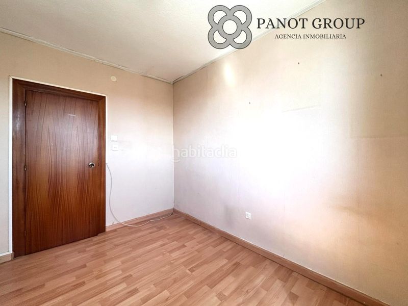 Foto 803946f2-3102-4453-8f60-5d2702e665c4. Piso en La Guineueta Barcelona