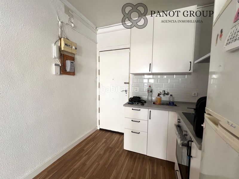 Foto ea27e7fb-49da-4561-a7b8-fdb76ac2d503. Flat in Prosperitat Barcelona
