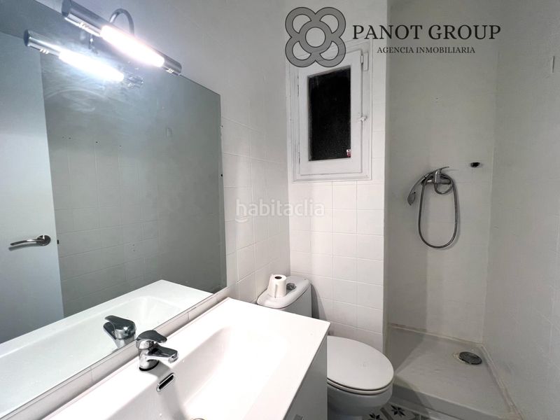 Foto fcdbc23e-6a59-4929-9b04-21e9a5ae76f0. Flat in Prosperitat Barcelona