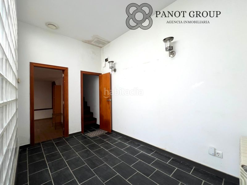 Foto 5357b22d-90d5-4dc8-8ddc-ca1a7c6d2901. Dúplex amb calefacció a El Poble Sec - Parc de Montjuïc Barcelona