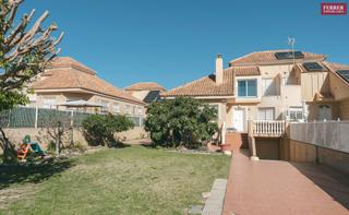 Chalet  Calle loma faras. Venta chalet en la vaguada