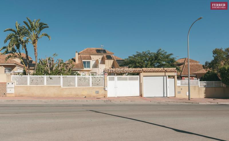 Foto f2d16c26-3522-49b1-be3c-71809b26f9a8. Chalet venta chalet en la vaguada en Canteras Cartagena