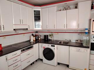 Piso en Barrio Peral-San Flix. no pierdas la oportunidad de vivir en un lugar que lo tiene tod