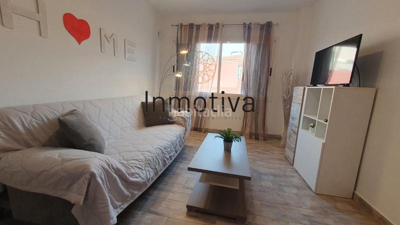 Foto 08f54555-5125-4064-b965-9601e5ddb628. Apartamento en calle argentina 11 centrico piso en el medano en Granadilla de Abona