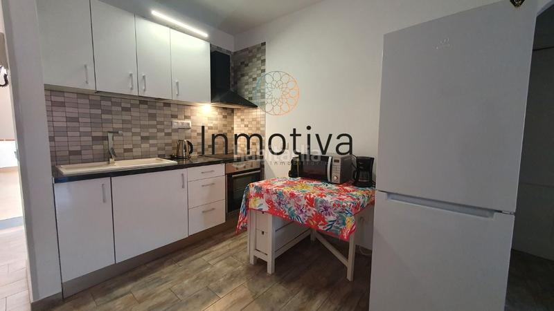 Foto 1144071f-14bb-400c-b1af-8d761442cbee. Apartamento en calle argentina 11 centrico piso en el medano en Granadilla de Abona