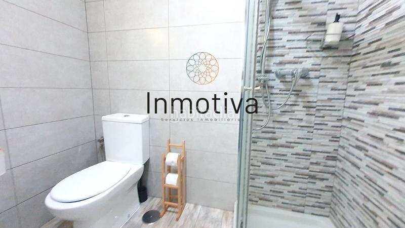 Foto 6e214026-f09b-4224-b7bd-f3663d200190. Apartamento en calle argentina 11 centrico piso en el medano en Granadilla de Abona