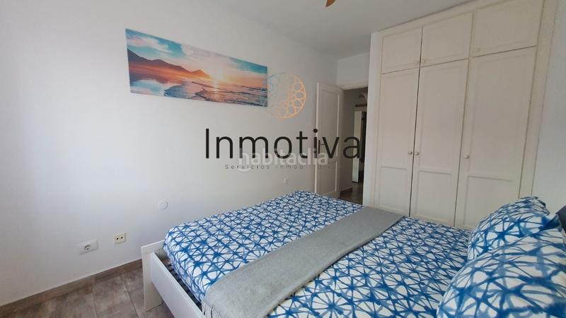 Foto 9b33db05-c651-4f48-98f5-399ec58b8654. Apartamento en calle argentina 11 centrico piso en el medano en Granadilla de Abona