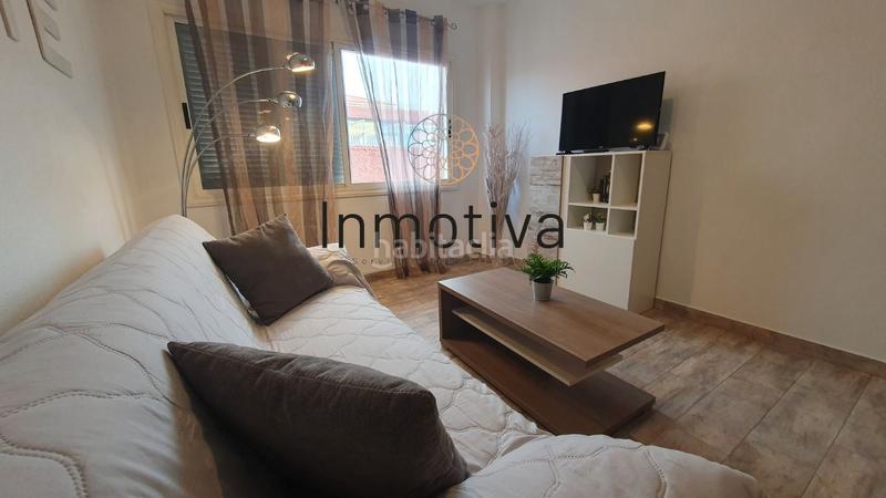 Foto b08dbcae-0b9c-4378-9670-544813d0446a. Apartamento en calle argentina 11 centrico piso en el medano en Granadilla de Abona