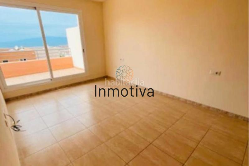 Foto 2963d65f-ca29-4155-b1d8-ceff5645e4fc. Casa adossada a avenida kurt konrad mayer 20 a Playa Fañabé Alto Adeje