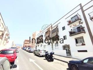 Apartament a Calle mata 14. Amplio piso en pleno centro