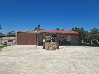 Casa adossada  Las habazas. Finca r�stica de 5 hect�reas en malpartida de plasencia con vivi