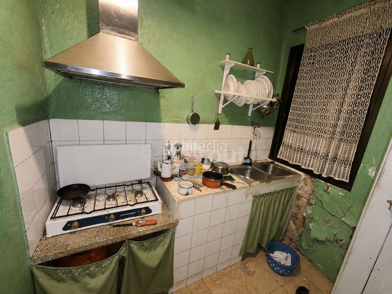Foto 5a0fb96c-7eca-45c3-a59d-bd7b505fe554. Casa adossada amb aparcament a Centro Ciudad Plasencia