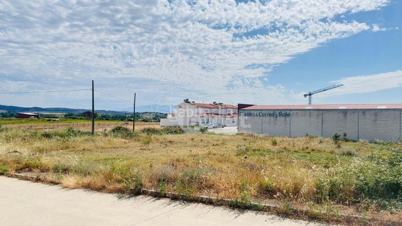 Foto 31d0c4d0-6291-40bb-8585-f27759e1b290. Terreny residencial a Carcaboso