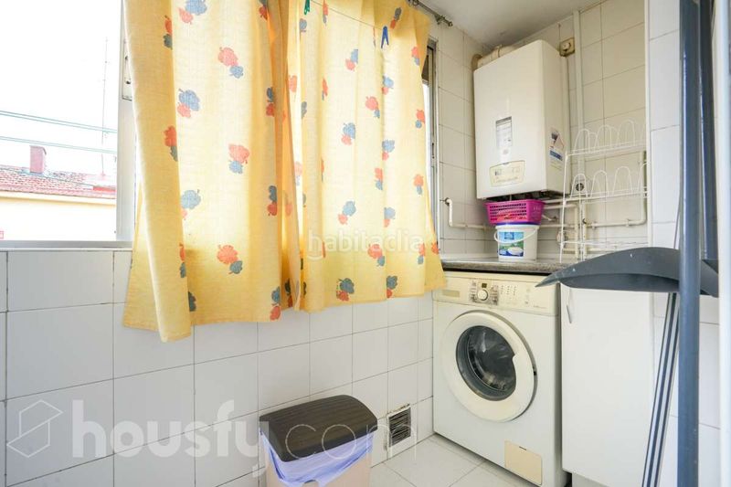 Foto 0243bd68-0399-44f4-be65-35bf94eb960d. Pis a calle thader . a Puerta Bonita Madrid