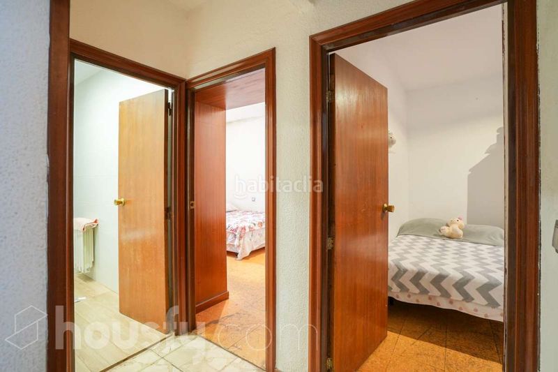 Foto 0ad2eed9-8dca-4d95-963a-224cd343a635. Pis a calle thader . a Puerta Bonita Madrid