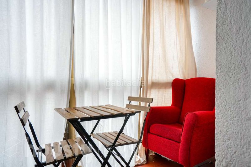 Foto 3d9fe44b-2e49-4e6d-b099-70894d02a54d. Pis a calle thader . a Puerta Bonita Madrid