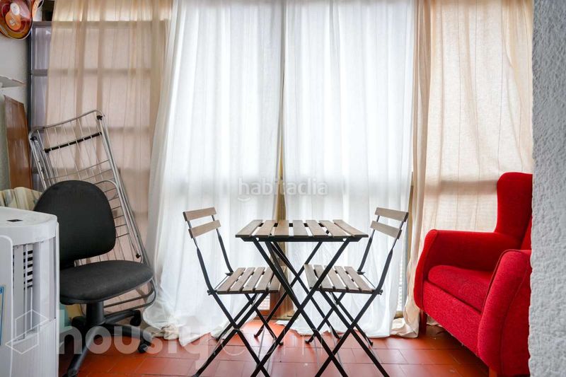 Foto ccb17401-a642-40fd-8282-a991bde89f6b. Pis a calle thader . a Puerta Bonita Madrid