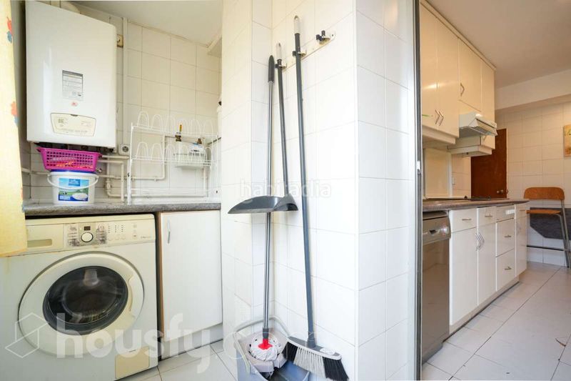 Foto fcd488bf-c249-4b8d-b534-ac04e2e4cc42. Pis a calle thader . a Puerta Bonita Madrid