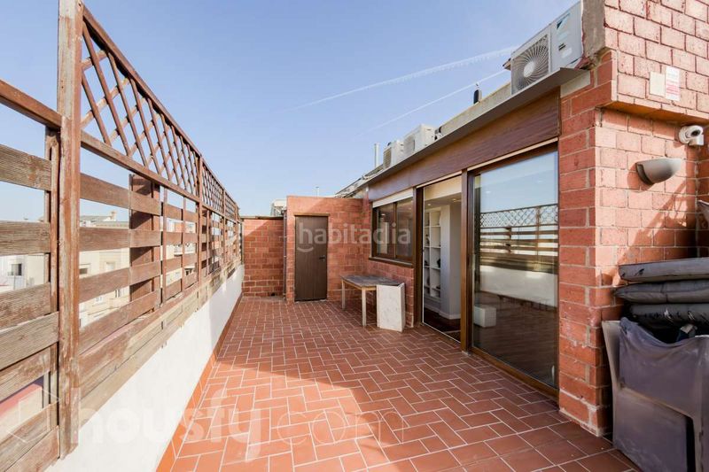 Foto f13207c1-d80a-40c8-8998-13e4d0fff3a3. Ático en cl balmes . en Putget - Farró Barcelona