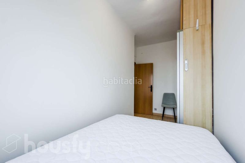 Foto dbc3b631-224d-48f3-adf3-3bbacfd75ac2. Pis a av diagonal . a Provençals del Poblenou Barcelona