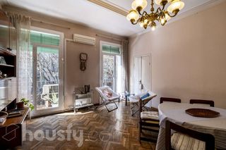 Appartement à Carrer d'entença .