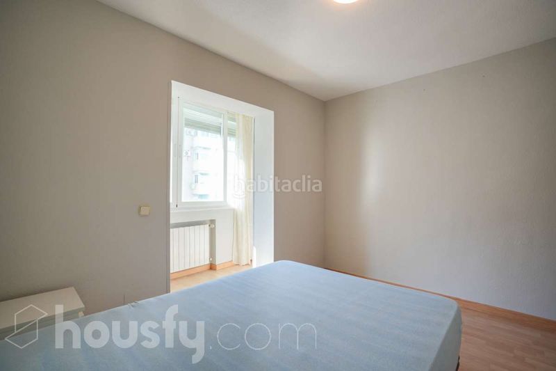 Foto b16734a2-ee0a-49dc-b015-6ab71d13f210. Pis a calle impala . a Pinar del Rey Madrid