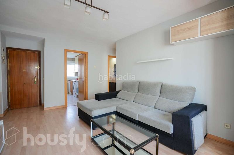Foto b9f6beca-4cd7-49a5-9e36-cf6656acf872. Pis a calle impala . a Pinar del Rey Madrid