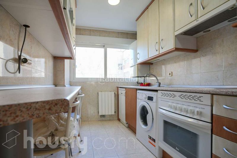 Foto efbe4f75-f6ce-4feb-8935-6124c2ab1279. Pis a calle impala . a Pinar del Rey Madrid