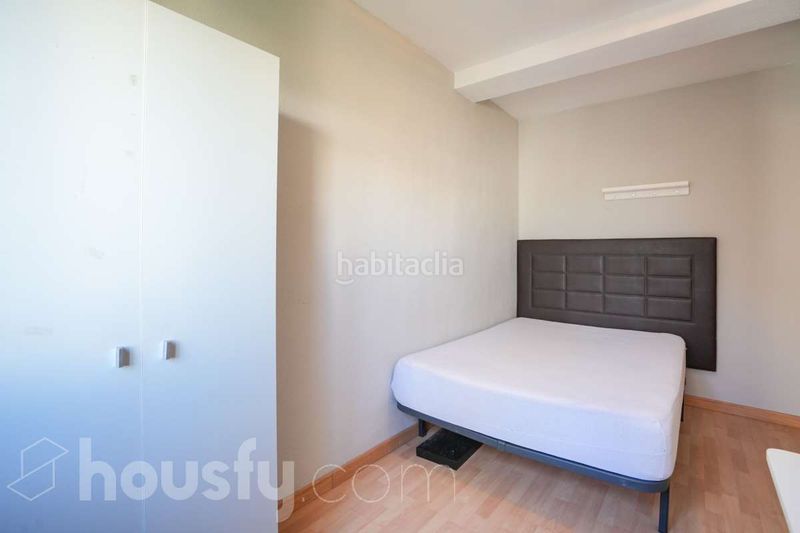 Foto fdcc70a1-35cf-42e0-8237-dba90d5824aa. Pis a calle impala . a Pinar del Rey Madrid