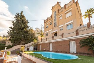 Appartement à Cl batista i roca .