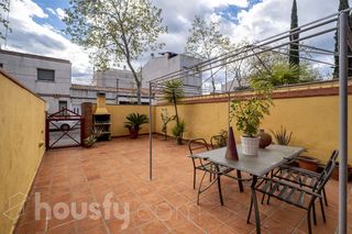 House in Carrer de la font canaleta .
