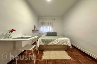 Flat in Calle de la Tierruca .