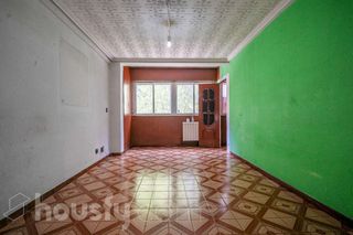Flat in Calle Medinaceli .