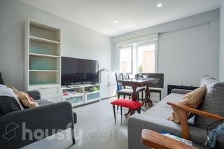 Pis a Calle de la Encomienda de Palacios .